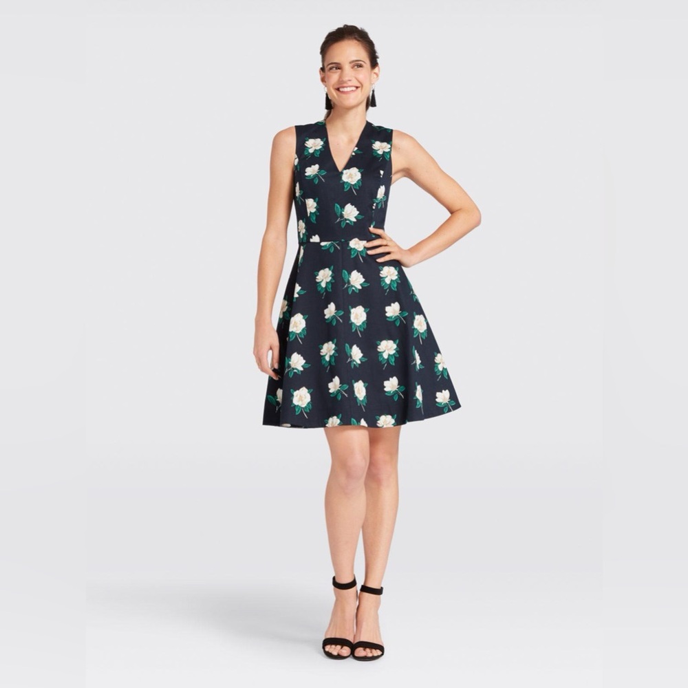 Draper James Magnolia Love Circle Dress Navy White Floral Women’s Size 6